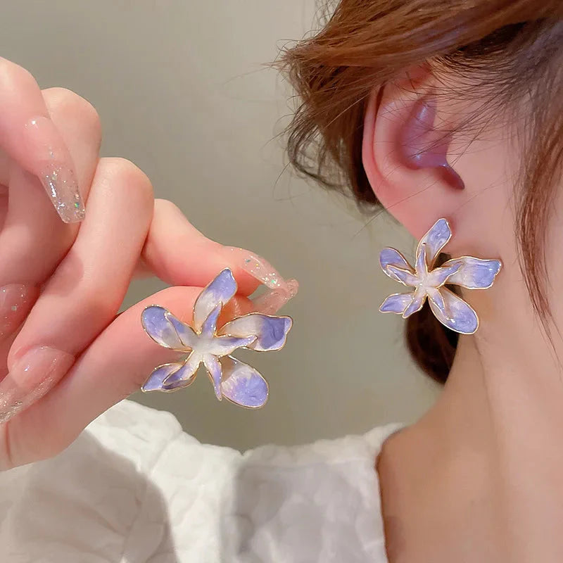 Flower Gold Stud Earrings